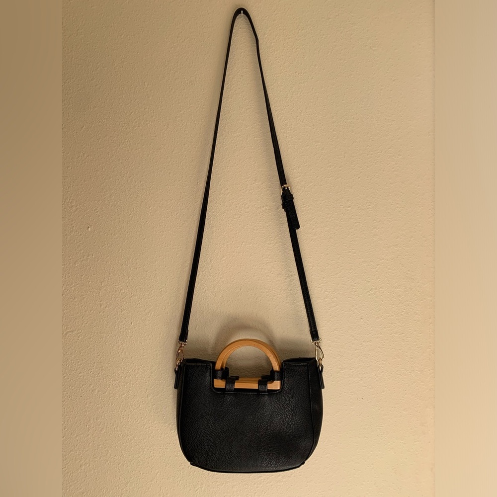 Sole society purse